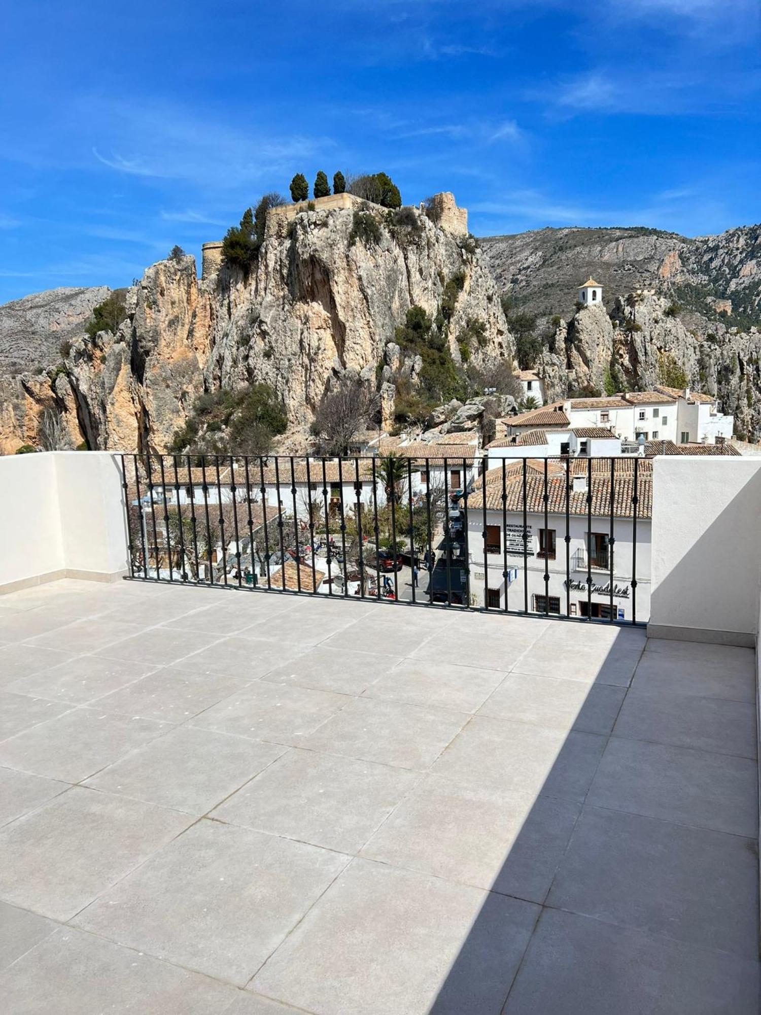 Olcina Apartments エル・カステイ・デ・グアダレスト エクステリア 写真
